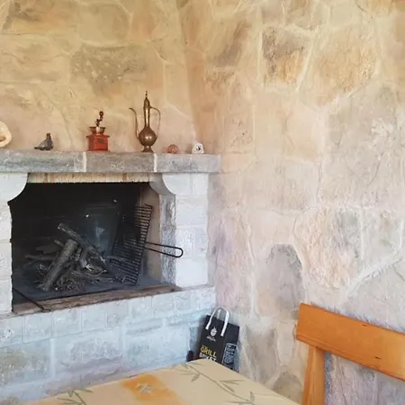 Villa Kety - Three Bedroom With Terrace Prigradica