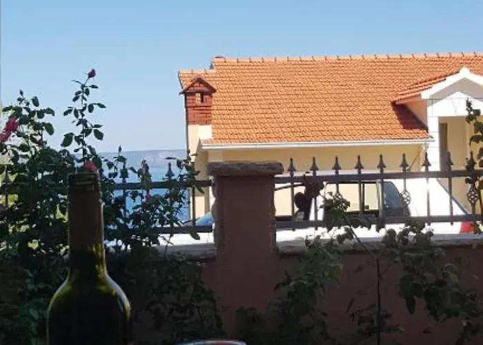 Kety - Three Bedroom With Terrace ヴィラ *