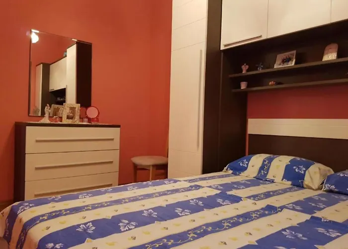 Kety - Three Bedroom With Terrace プリグラディサ